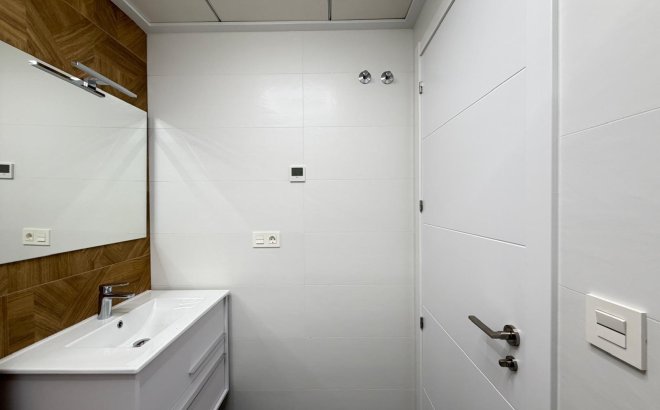 Resale - Apartment -
Torrevieja - Estacion De Autobuses