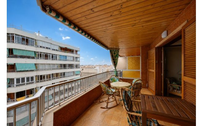 Revente - Appartement -
Torrevieja - Costa Blanca