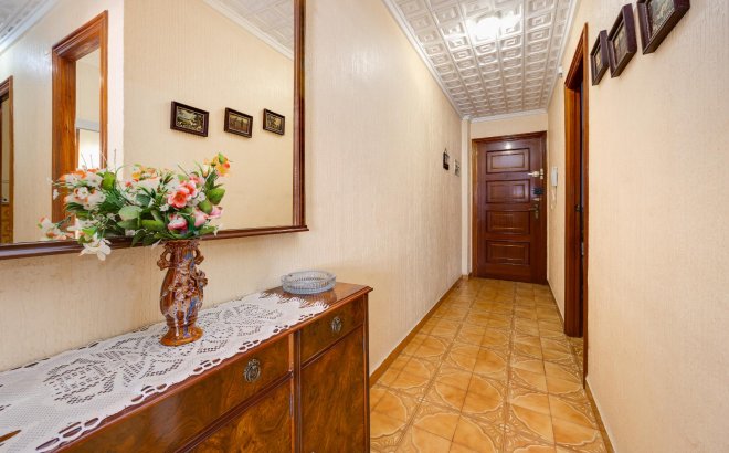 Revente - Appartement -
Torrevieja - Costa Blanca