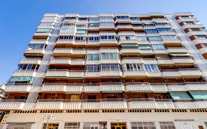 Revente - Appartement -
Torrevieja - Costa Blanca
