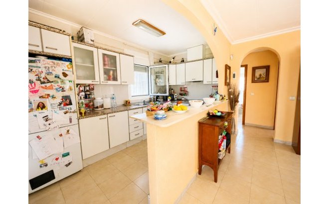 Resale - Villa -
Torrevieja - Costa Blanca