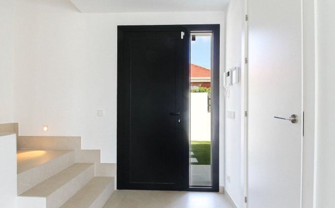 Revente - Villa -
Orihuela Costa - Costa Blanca
