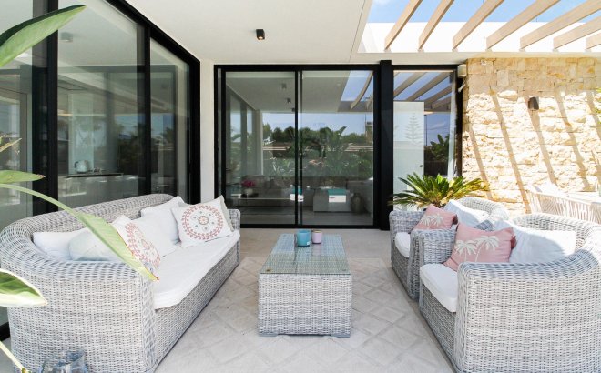 Revente - Villa -
Orihuela Costa - Costa Blanca