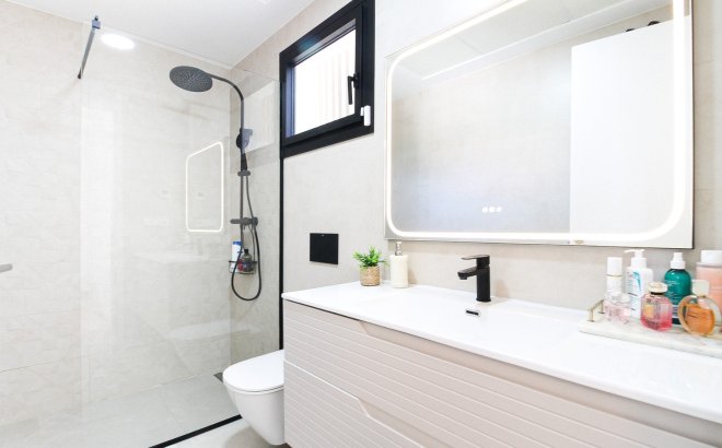 Revente - Villa -
Orihuela Costa - Costa Blanca