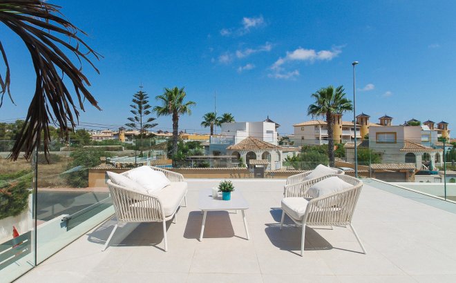 Revente - Villa -
Orihuela Costa - Costa Blanca