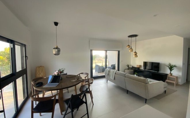 Resale - Apartment -
Pilar de la Horadada - Lo Romero Golf