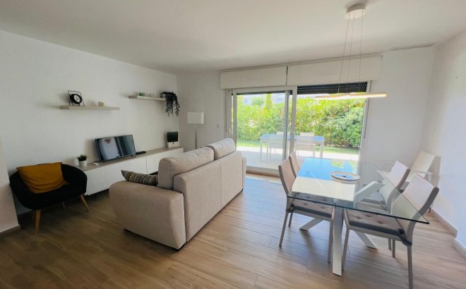 Resale - Apartment -
Vistabella Golf Entre Naranjos - Inland