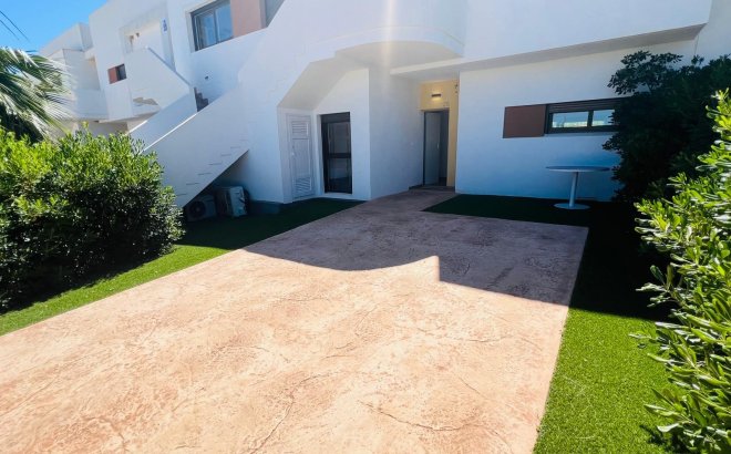 Resale - Apartment -
Vistabella Golf Entre Naranjos - Inland