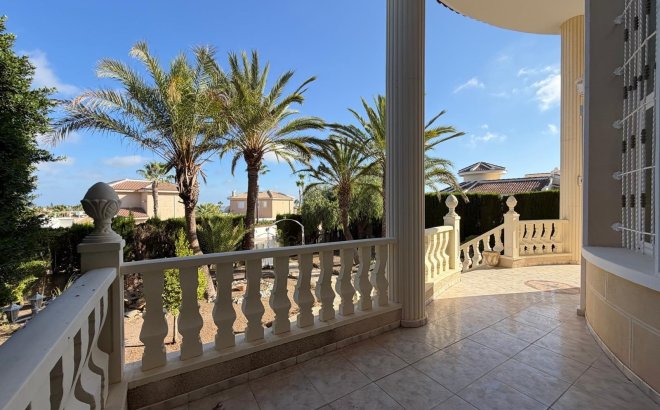 Resale - Villa -
Rojales - La Fiesta