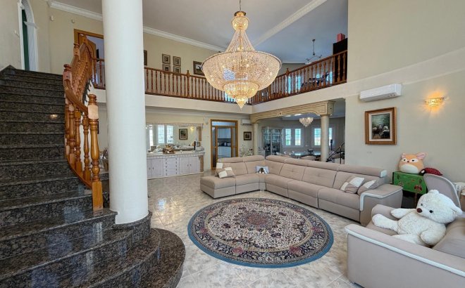Resale - Villa -
Rojales - La Fiesta