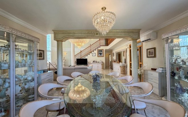 Resale - Villa -
Rojales - La Fiesta
