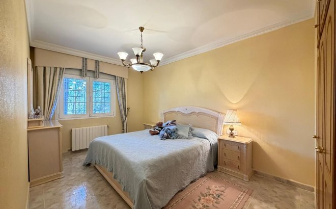 Resale - Villa -
Rojales - La Fiesta
