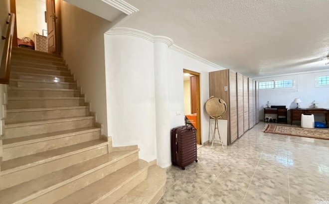 Resale - Villa -
Rojales - La Fiesta