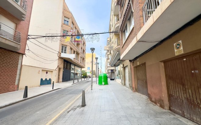 Resale - Apartment -
Torrevieja