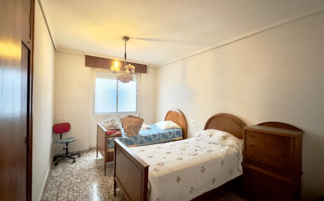 Resale - Apartment -
Torrevieja
