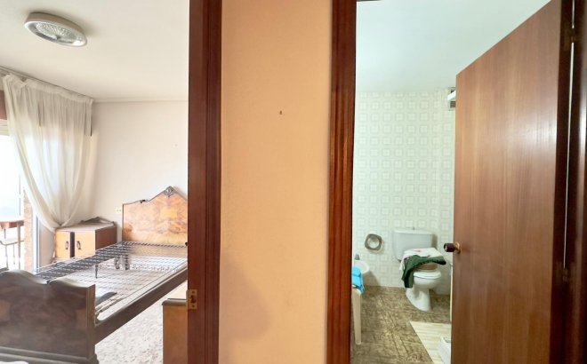 Resale - Apartment -
Torrevieja