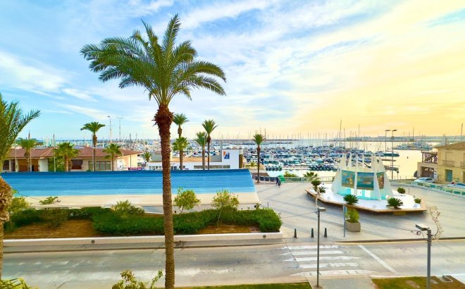 Resale - Apartment -
Torrevieja