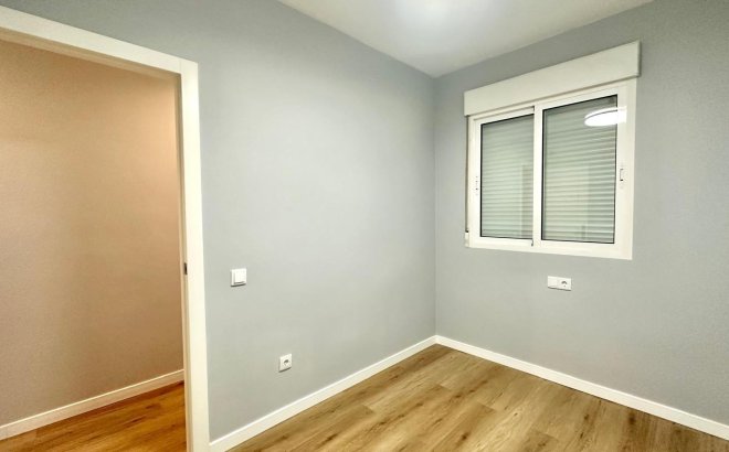 Resale - Apartment -
Torrevieja - La Mata Pueblo