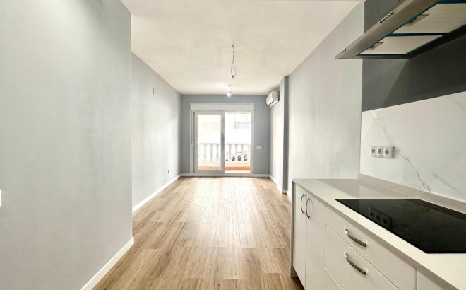 Resale - Apartment -
Torrevieja - La Mata Pueblo