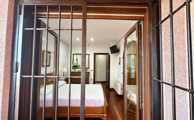 Resale - Town House -
Torrevieja - La Siesta