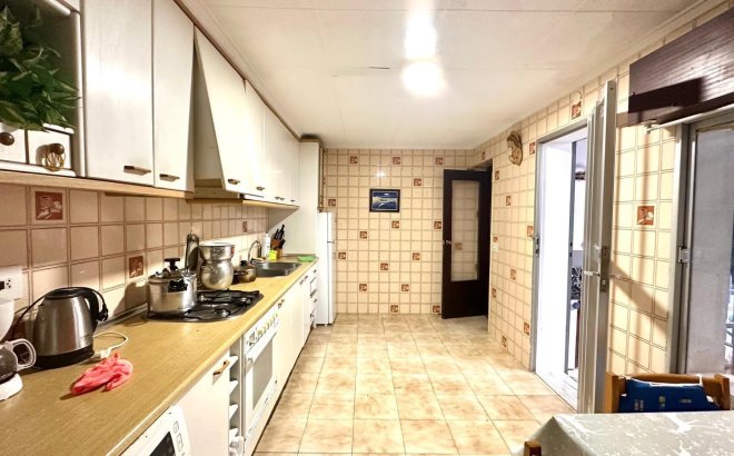 Resale - Town House -
Torrevieja - Playa del Cura