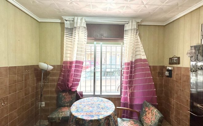 Resale - Town House -
Torrevieja - Playa del Cura