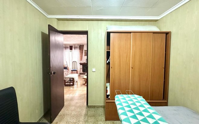 Resale - Town House -
Torrevieja - Playa del Cura