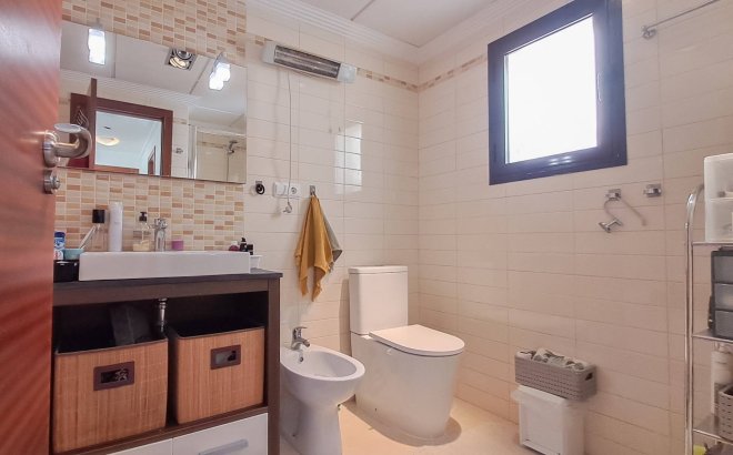 Resale - Apartment -
Orihuela Costa - Lomas de Cabo Roig