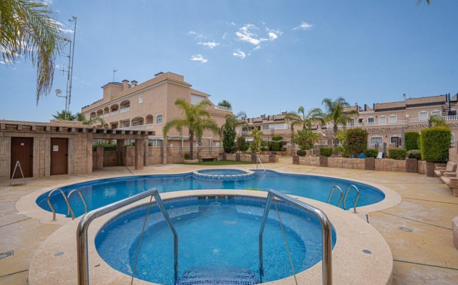 Resale - Town House -
Orihuela Costa - Los Dolses