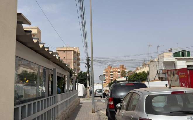 Resale - Dúplex -
Torrevieja - Playa del Cura