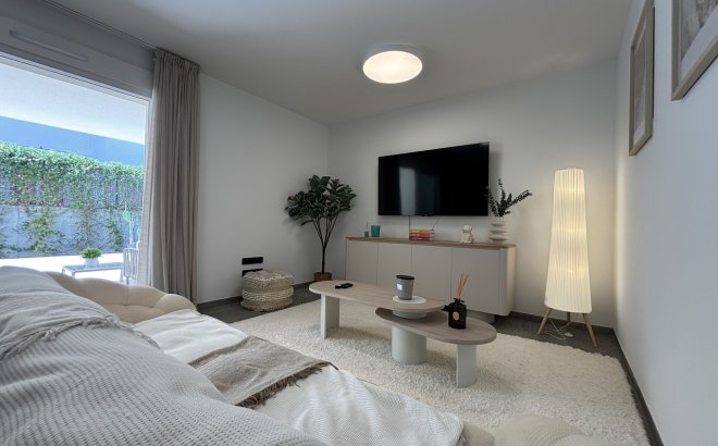 Revente - Appartement -
La Finca Golf Resort - Inland