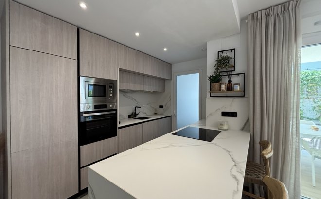 Revente - Appartement -
La Finca Golf Resort - Inland
