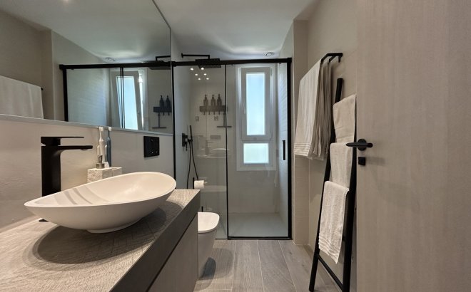 Revente - Appartement -
La Finca Golf Resort - Inland