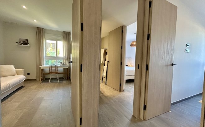 Revente - Appartement -
La Finca Golf Resort - Inland
