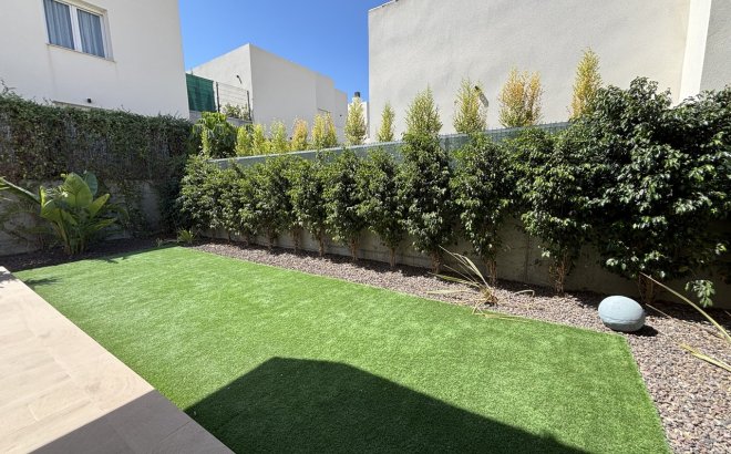 Revente - Appartement -
La Finca Golf Resort - Inland