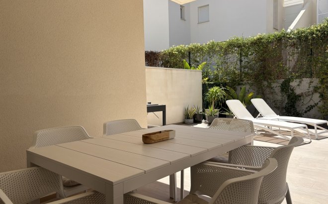 Revente - Appartement -
La Finca Golf Resort - Inland