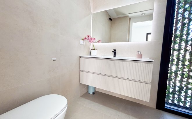 Resale - Villa -
Cabo Roig - Costa Blanca