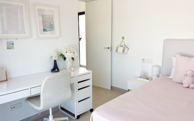 Resale - Villa -
Cabo Roig - Costa Blanca