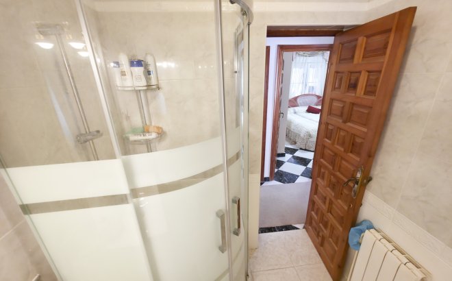 Resale - Villa -
Torrevieja - Costa Blanca