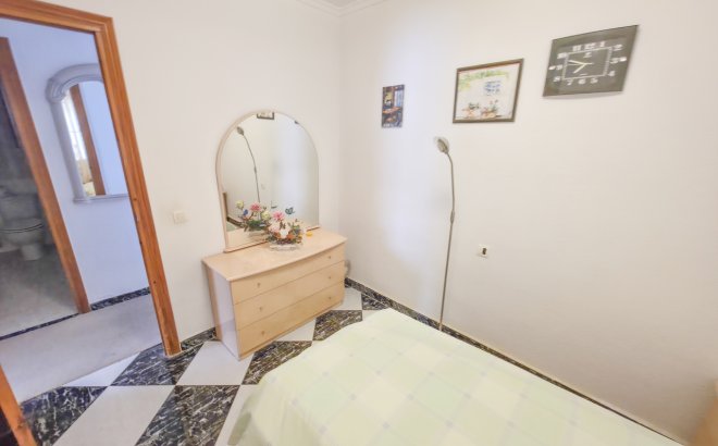 Resale - Villa -
Torrevieja - Costa Blanca