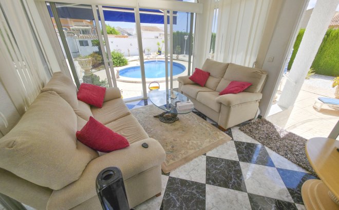 Resale - Villa -
Torrevieja - Costa Blanca
