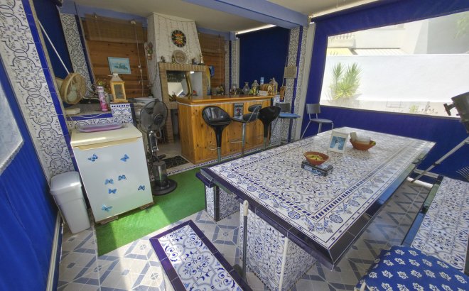 Resale - Villa -
Torrevieja - Costa Blanca