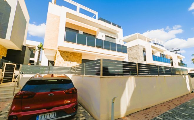 Resale - Villa -
Cabo Roig - Costa Blanca
