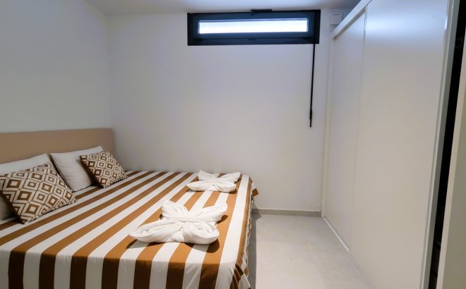 Resale - Villa -
Cabo Roig - Costa Blanca
