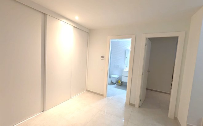 Resale - Villa -
Cabo Roig - Costa Blanca