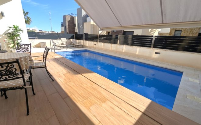 Resale - Villa -
Cabo Roig - Costa Blanca