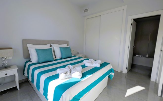 Resale - Villa -
Cabo Roig - Costa Blanca