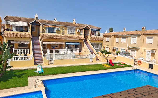 Revente - Penthouse -
Villamartin - Costa Blanca