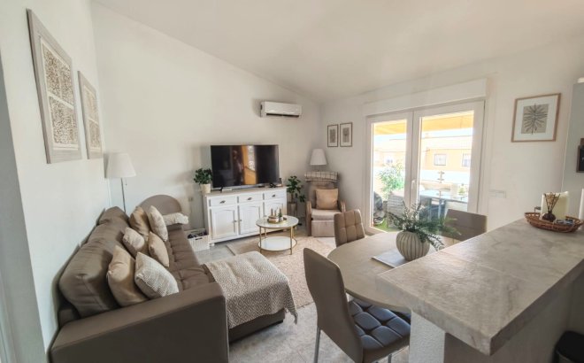 Revente - Penthouse -
Villamartin - Costa Blanca