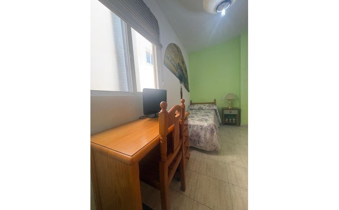 Resale - Apartment -
Torrevieja - Costa Blanca